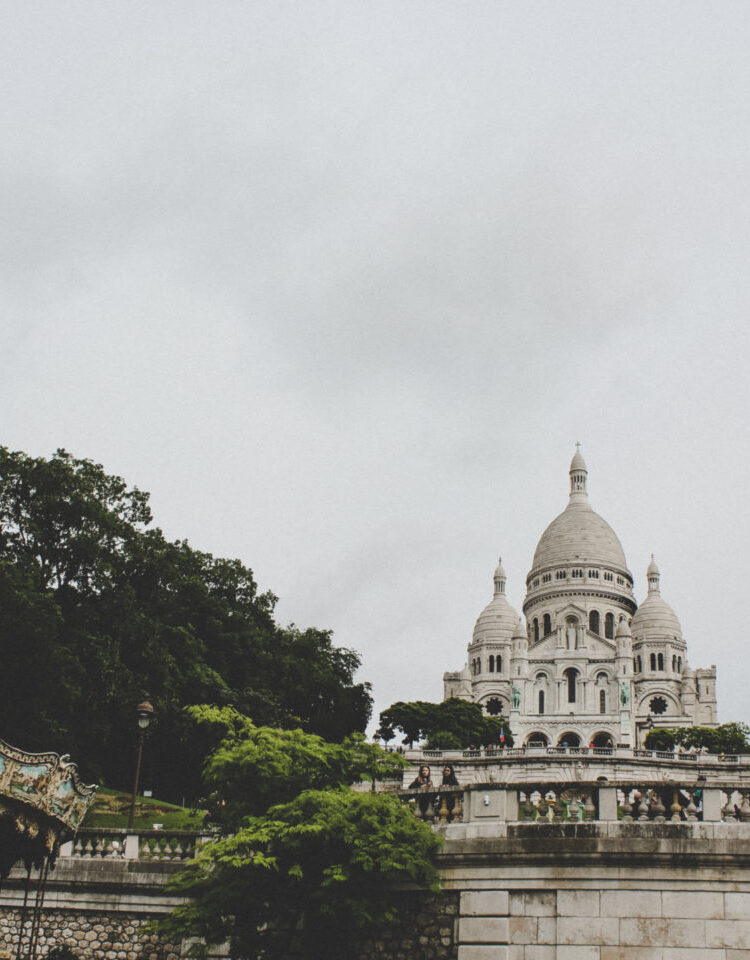 Paris Neighborhoods: Your Guide to Monmartre