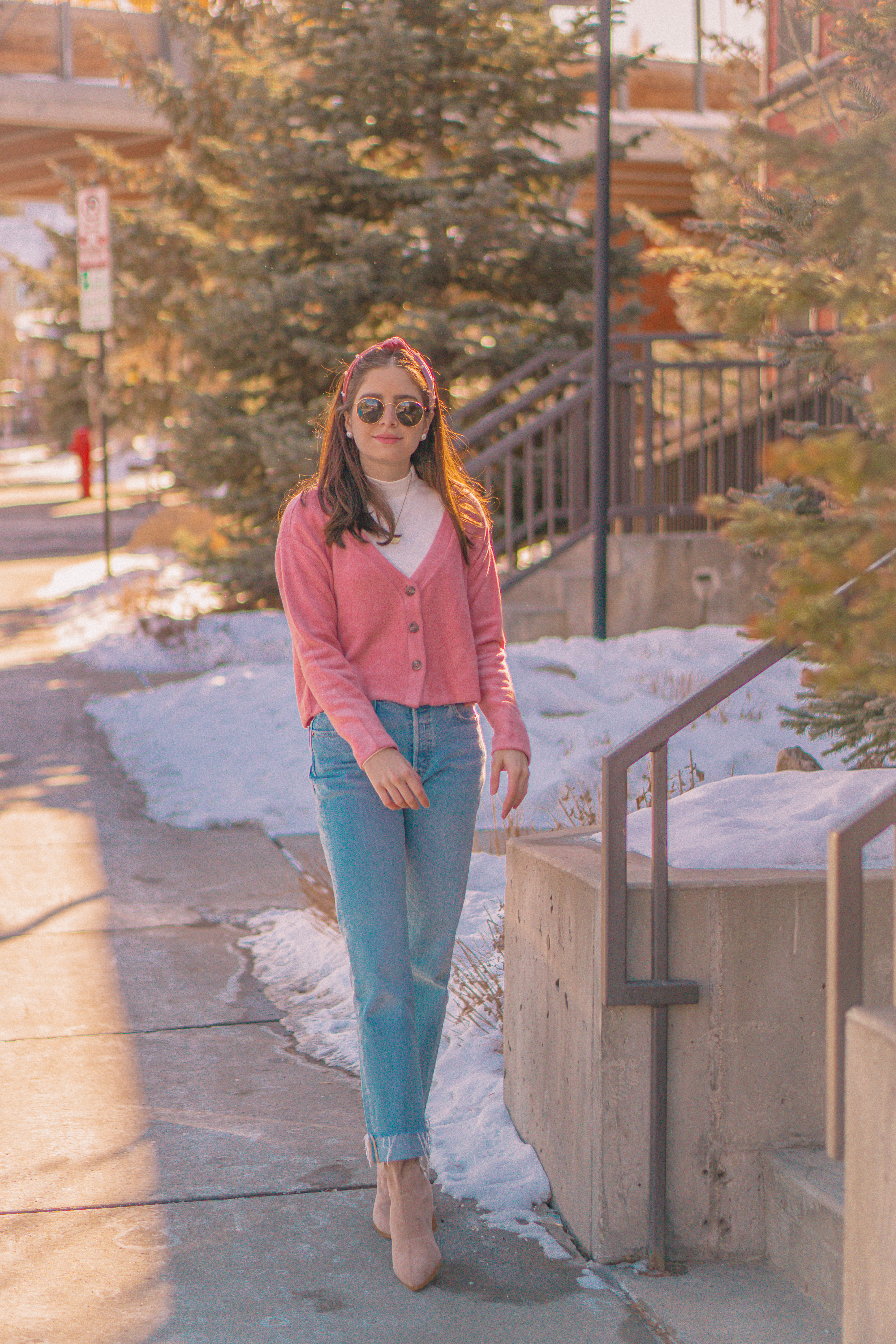 Valentine's Day Outfit Ideas for Women - Pink cropped cardigan outfit, winter blogger outfit