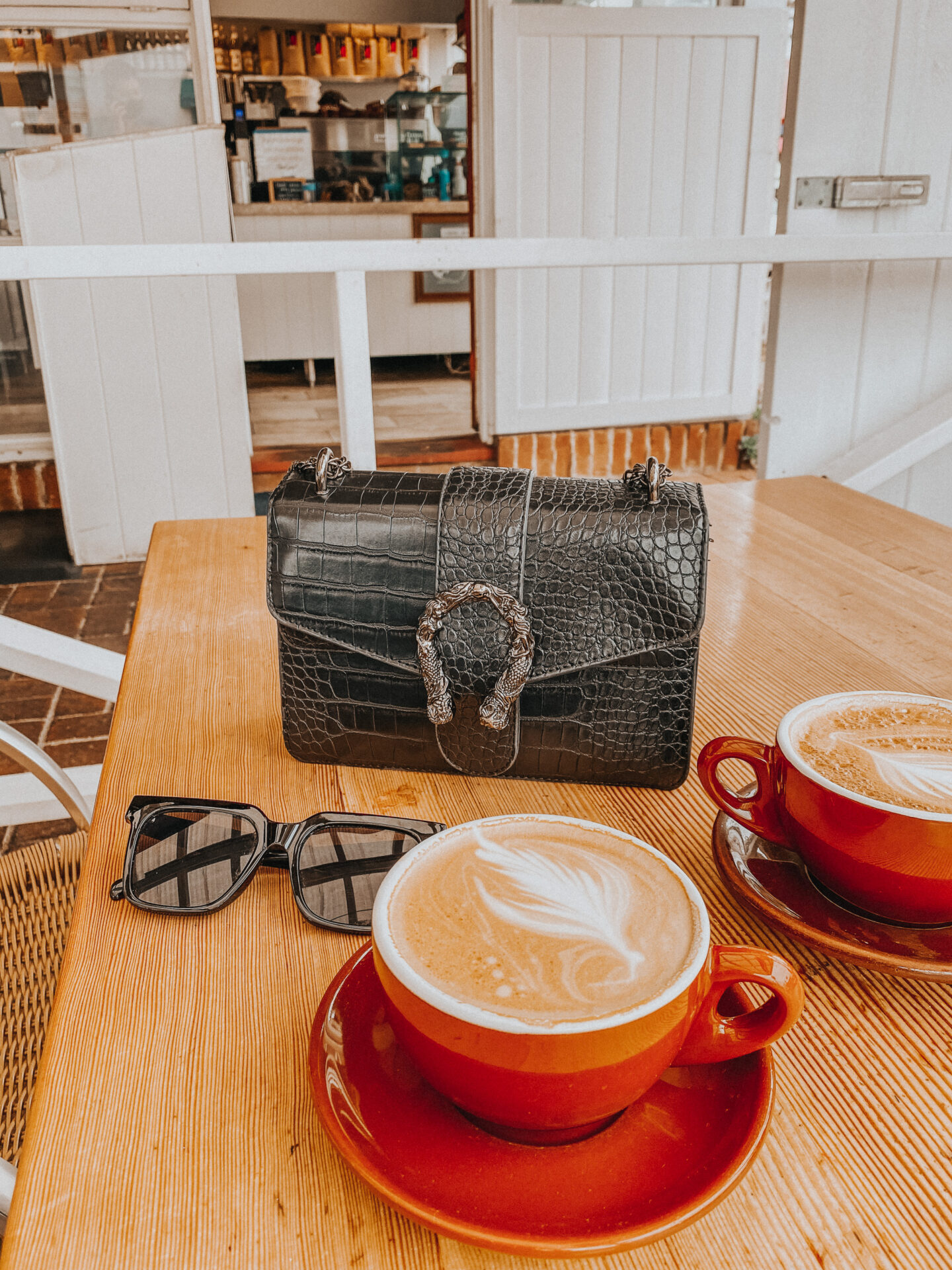 La Jolla San Diego coffee shops and bakeries - Palm Trees and Pellegrino